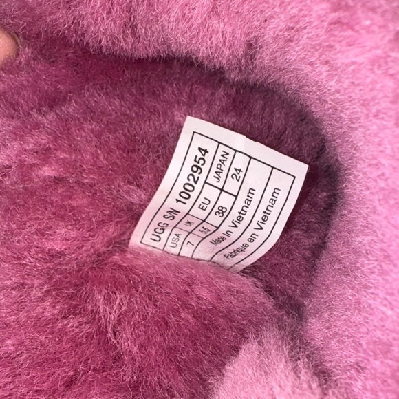 UGG Fuchsia Fluffy Bow Boots - Picture 5 of 7